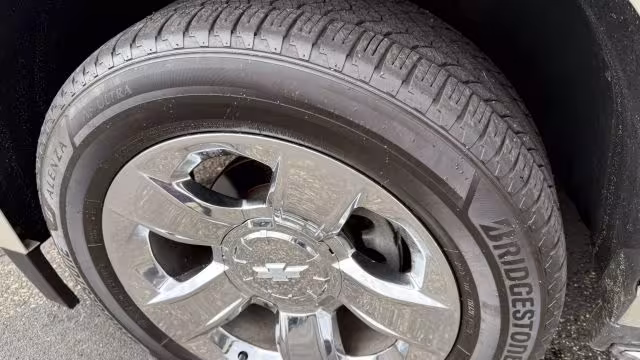 2016 Chevrolet Tahoe - 1GNSKCKCXGR136306 - Image #32