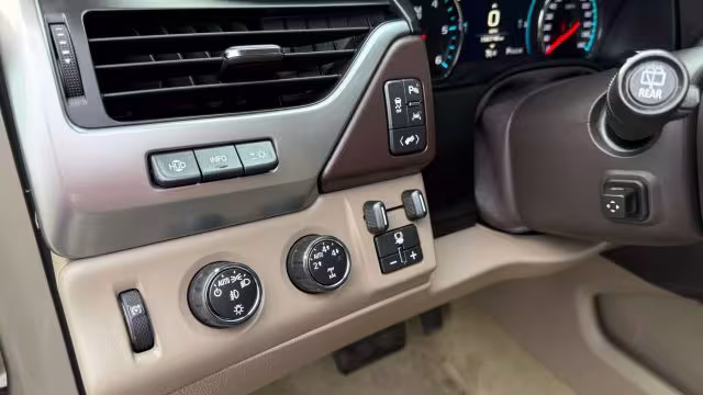 2016 Chevrolet Tahoe - 1GNSKCKCXGR136306 - Image #9