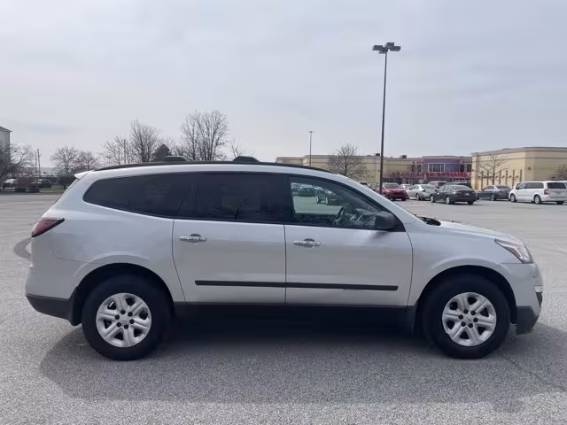 2016 Chevrolet Traverse - 1GNKRFED2GJ249134 - Image #3