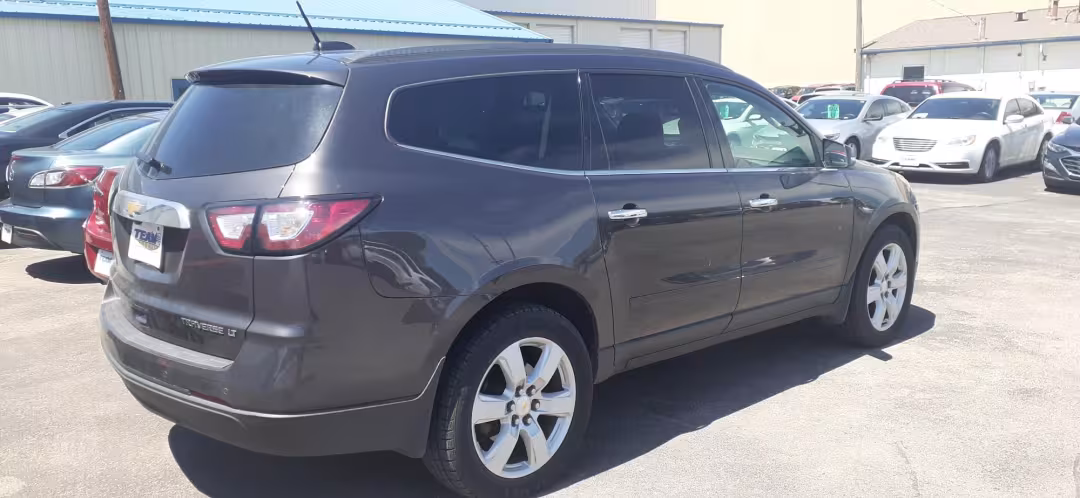 2016 Chevrolet Traverse - 1GNKVGKD2GJ240861 - Image #5
