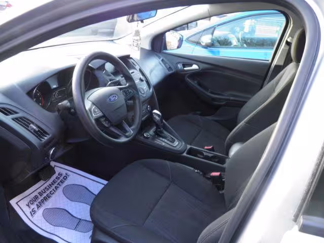 2016 Ford Focus - 1FADP3F24GL294122 - Image #1
