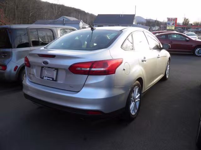 2016 Ford Focus - 1FADP3F24GL294122 - Image #3