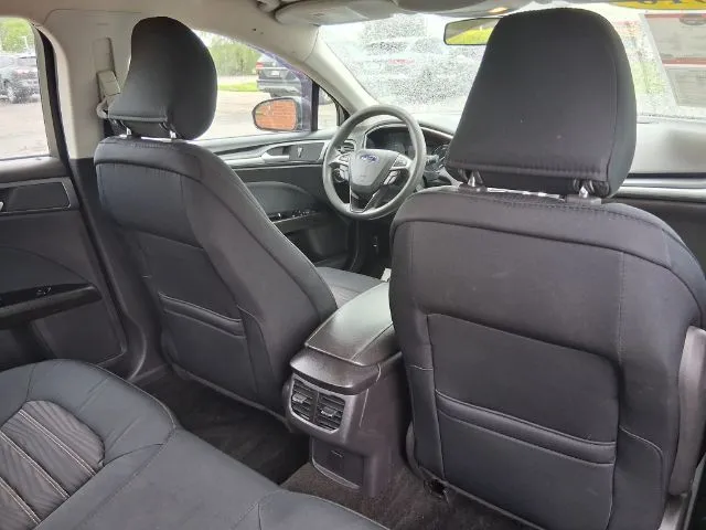 2016 Ford Fusion - 1FA6P0H77G5104494 - Image #11