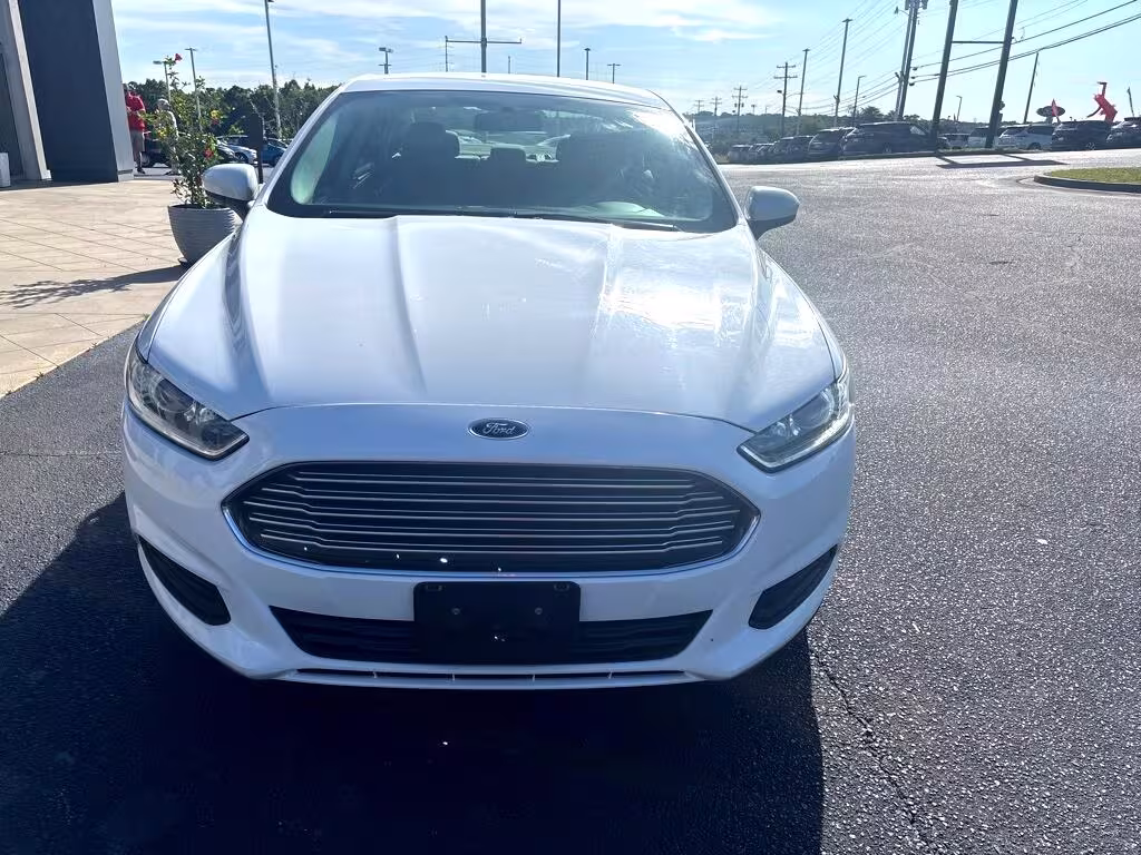 2016 Ford Fusion - 3FA6P0G74GR359926 - Image #3