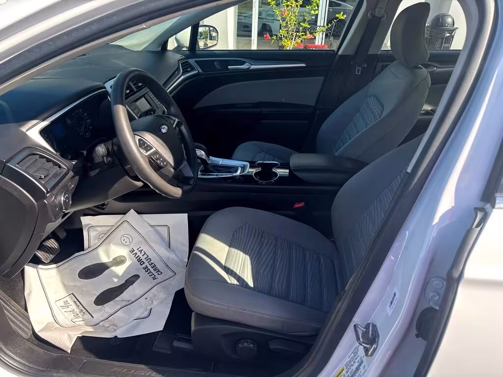 2016 Ford Fusion - 3FA6P0G74GR359926 - Image #5