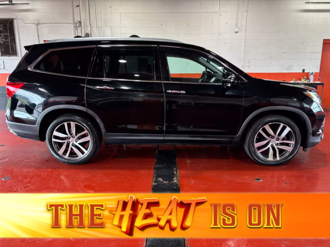 2016 Honda Pilot - 5FNYF6H98GB079744 - Image #1