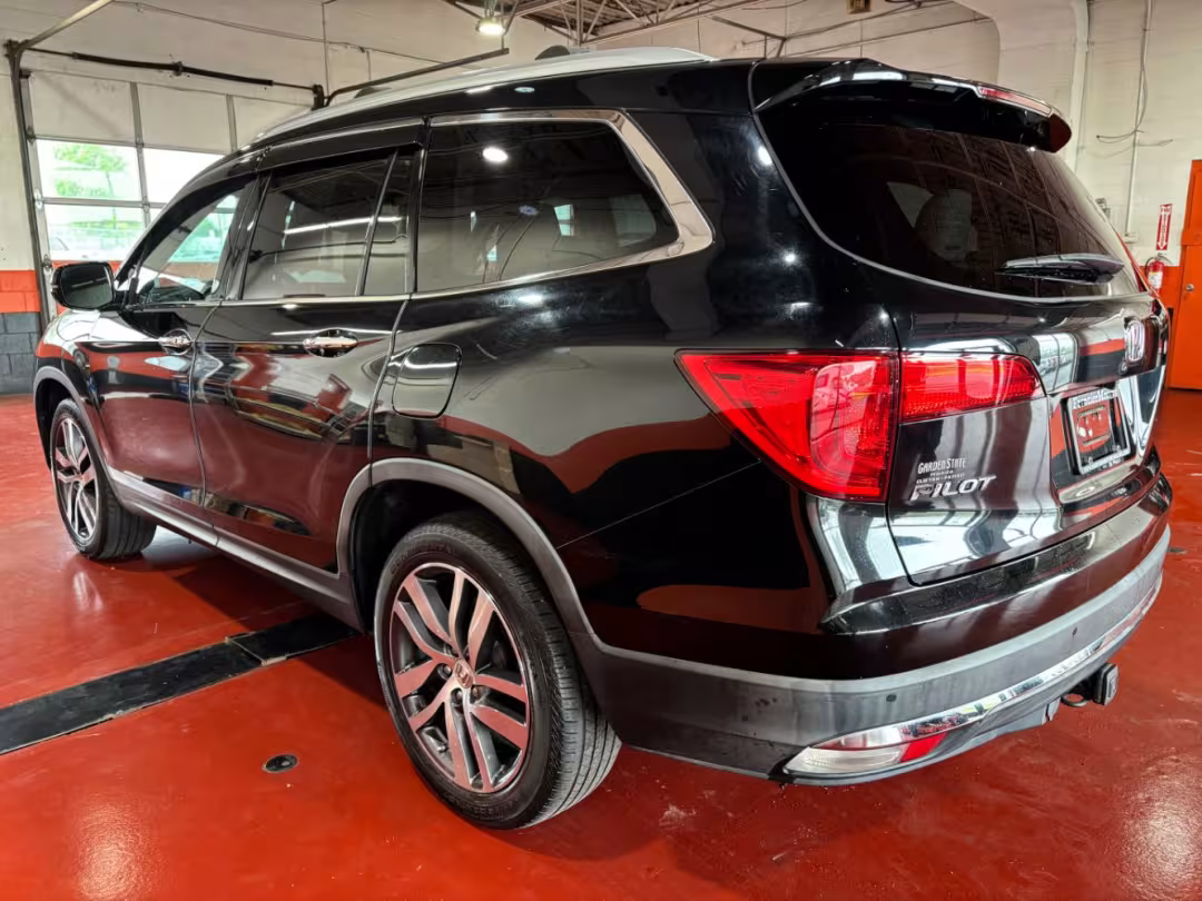 2016 Honda Pilot - 5FNYF6H98GB079744 - Image #10