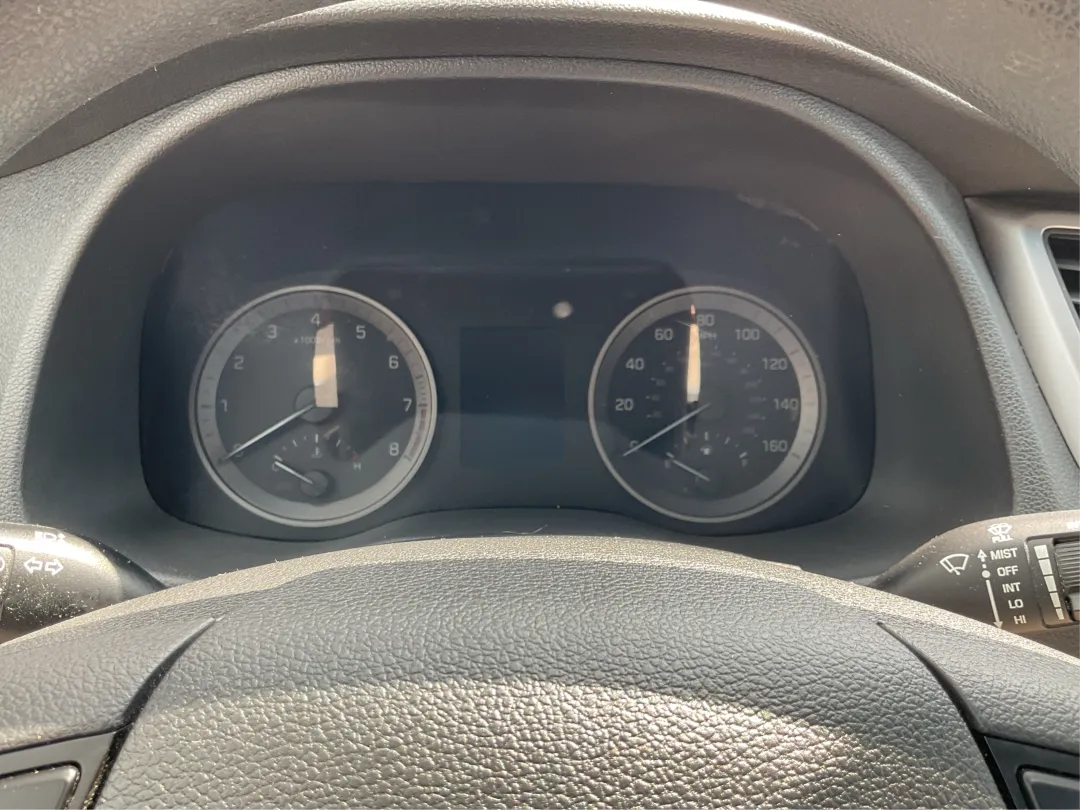 2016 Hyundai Tucson - KM8J3CA24GU094928 - Image #15