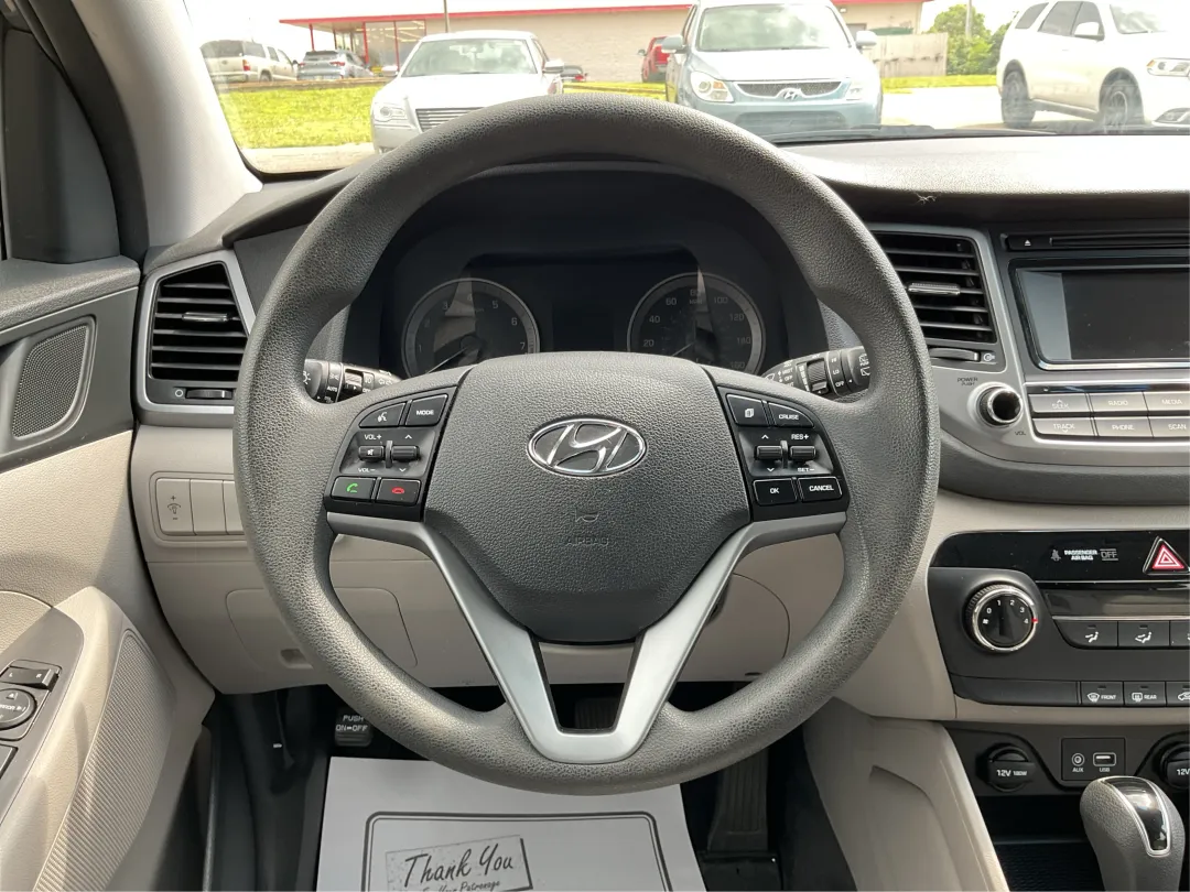 2016 Hyundai Tucson - KM8J3CA24GU094928 - Image #16