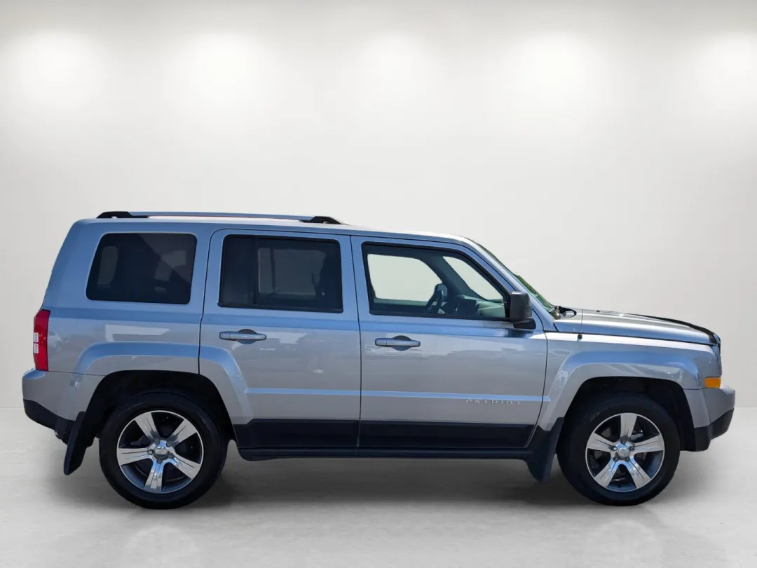 2016 Jeep Patriot - 1C4NJPFA9GD749331 - Image #5