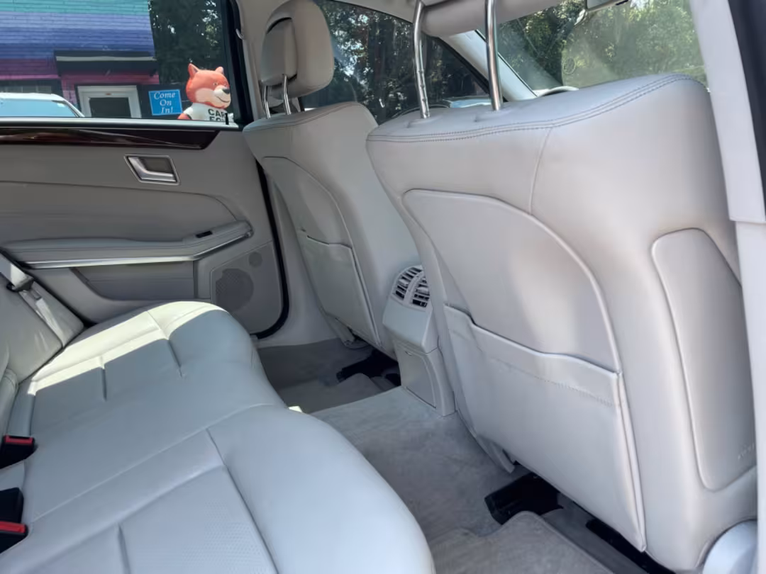 2016 Mercedes-Benz E-Class - WDDHF5KB7GB198948 - Image #10