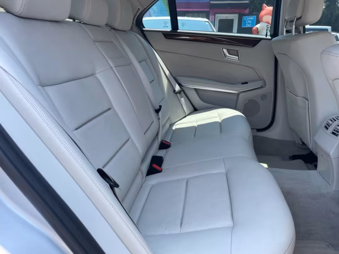 2016 Mercedes-Benz E-Class - WDDHF5KB7GB198948 - Image #11