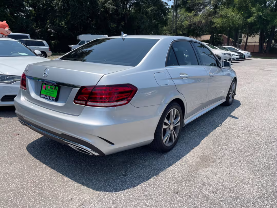 2016 Mercedes-Benz E-Class - WDDHF5KB7GB198948 - Image #5