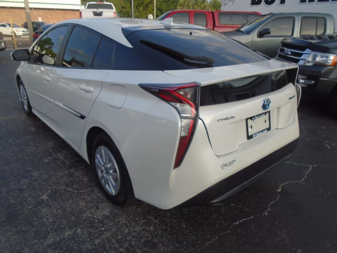 2016 Toyota Prius - JTDKBRFU1G3520489 - Image #4