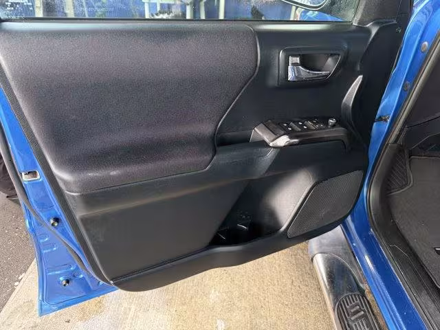 2016 Toyota Tacoma - 5TFCZ5AN7GX007488 - Image #14
