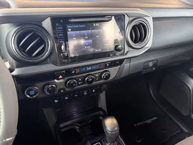 2016 Toyota Tacoma - 5TFCZ5AN7GX007488 - Image #9