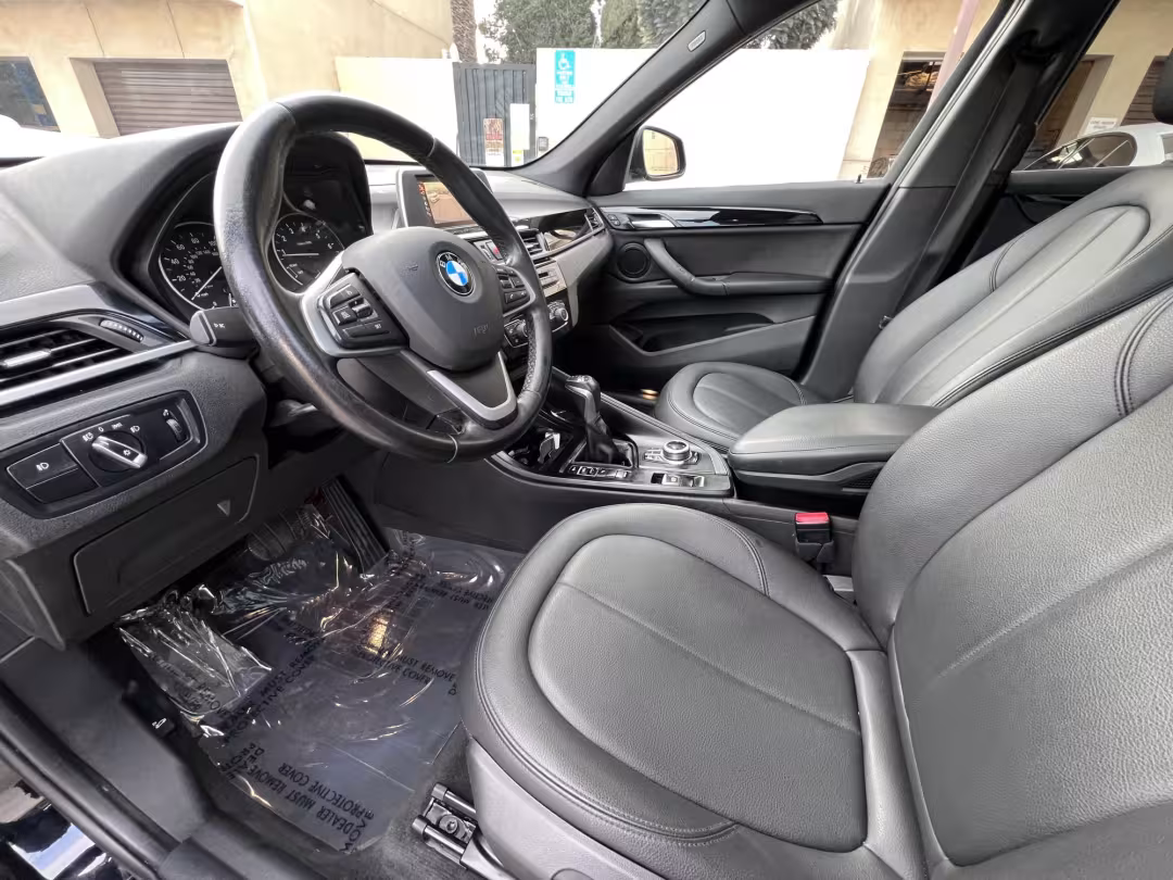 2017 BMW X1 - WBXHU7C33H5H35355 - Image #10