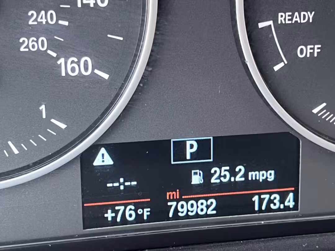 2017 BMW X1 - WBXHU7C33H5H35355 - Image #16