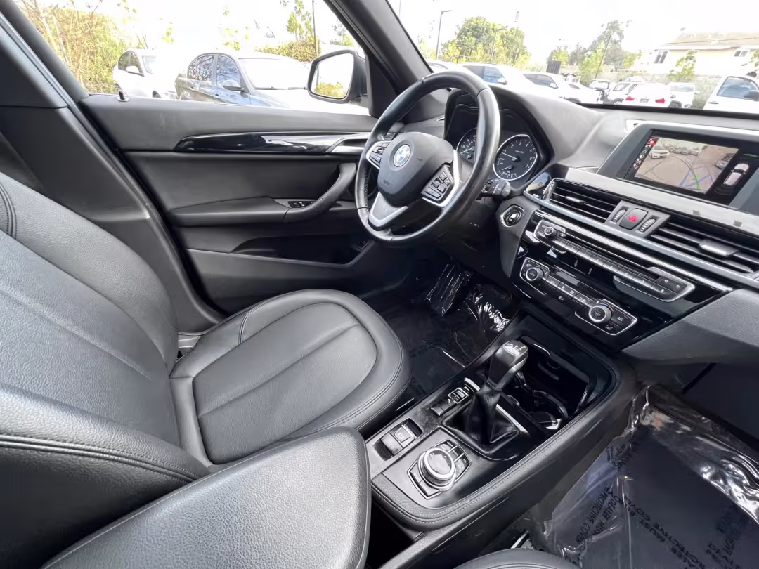 2017 BMW X1 - WBXHU7C33H5H35355 - Image #18