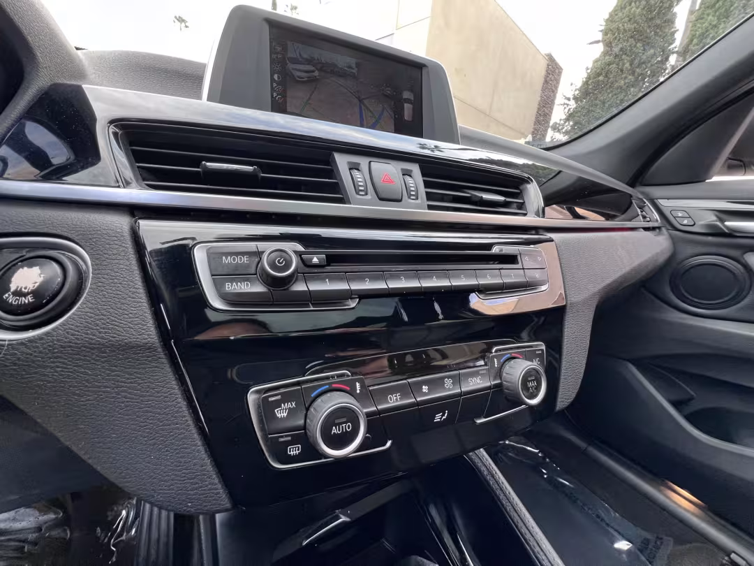 2017 BMW X1 - WBXHU7C33H5H35355 - Image #19