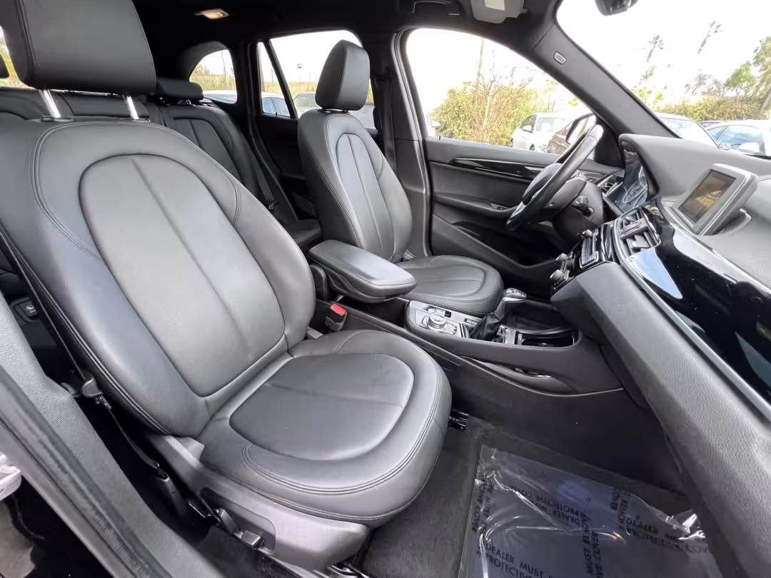 2017 BMW X1 - WBXHU7C33H5H35355 - Image #20