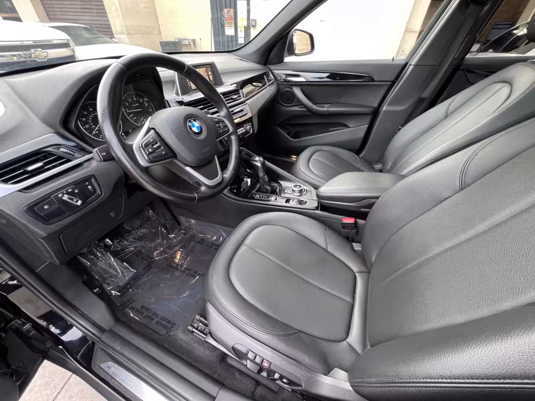 2017 BMW X1 - WBXHU7C33H5H35355 - Image #22