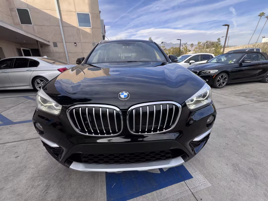 2017 BMW X1 - WBXHU7C33H5H35355 - Image #5