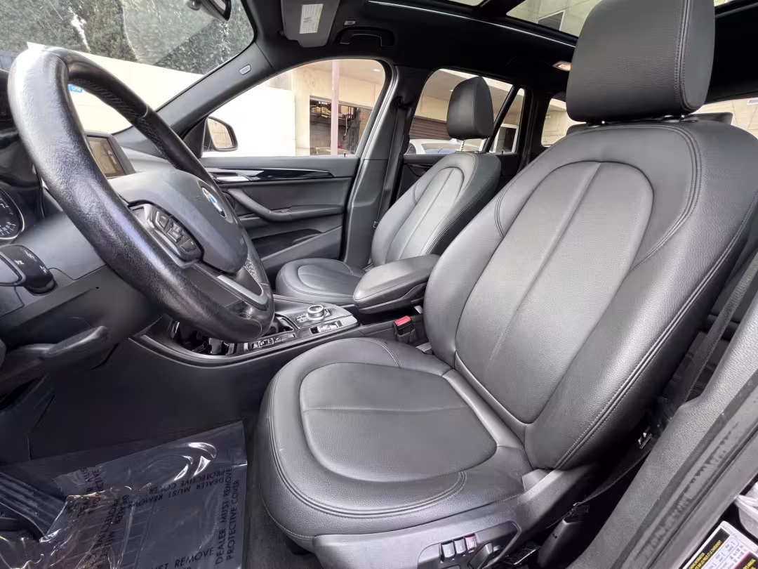2017 BMW X1 - WBXHU7C33H5H35355 - Image #9
