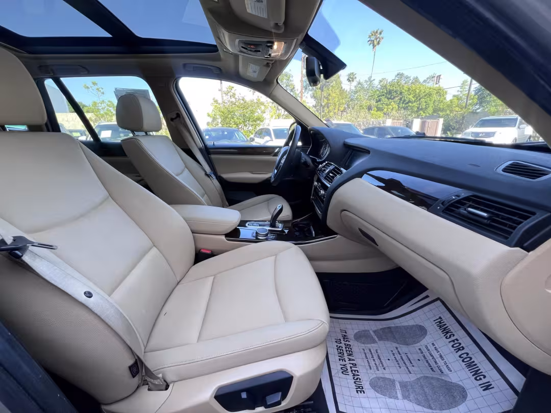 2017 BMW X3 - 5UXWZ7C51H0V85178 - Image #22