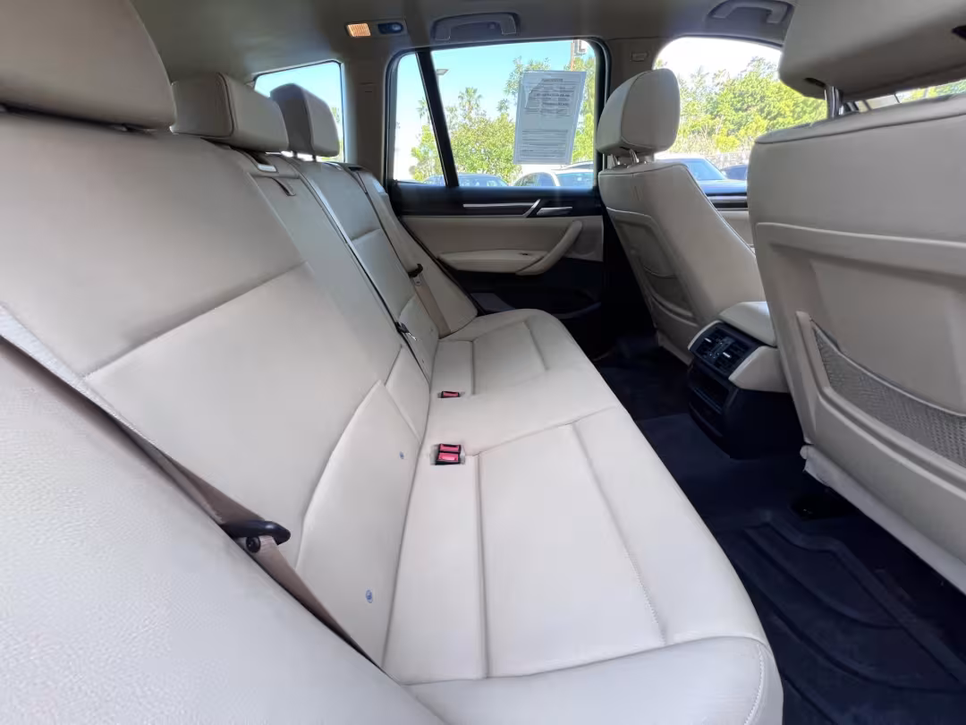 2017 BMW X3 - 5UXWZ7C51H0V85178 - Image #25