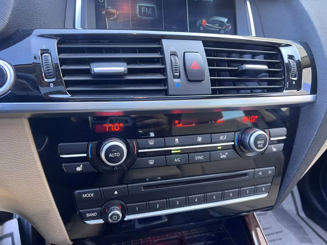 2017 BMW X3 - 5UXWZ7C51H0V85178 - Image #28
