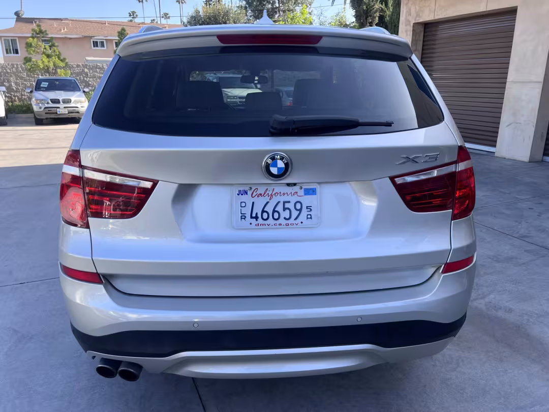 2017 BMW X3 - 5UXWZ7C51H0V85178 - Image #4
