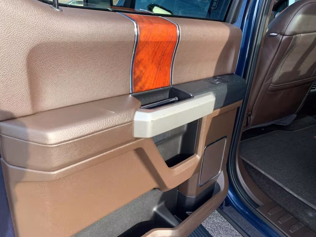 2017 Ford F-150 - 1FTEW1EG0HFA42306 - Image #16