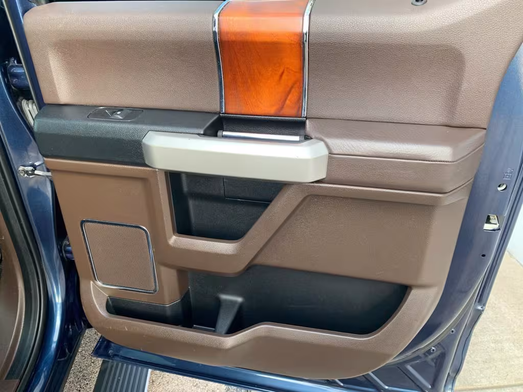 2017 Ford F-150 - 1FTEW1EG0HFA42306 - Image #18