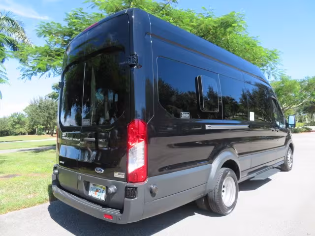 2017 Ford Transit - 1FBVU4XG3HKB20772 - Image #17
