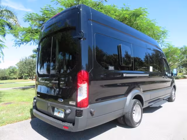 2017 Ford Transit - 1FBVU4XG3HKB20772 - Image #18