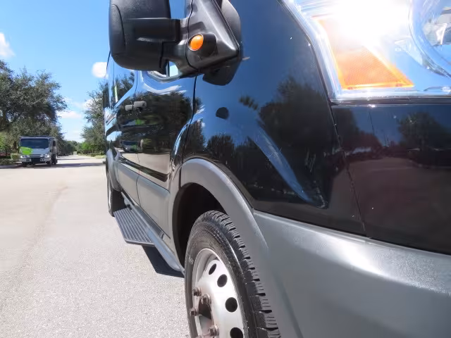 2017 Ford Transit - 1FBVU4XG3HKB20772 - Image #29