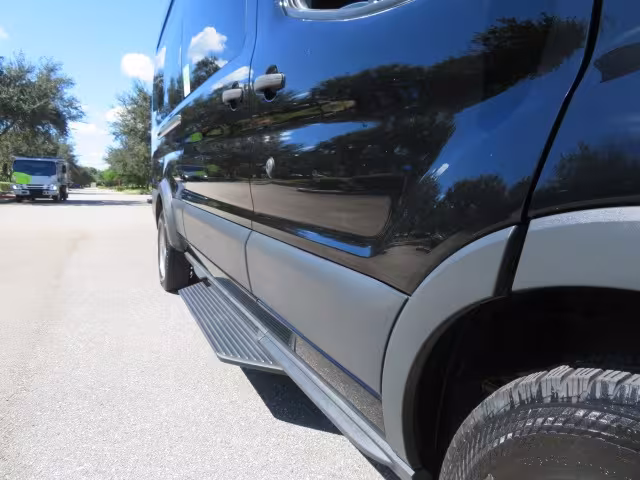 2017 Ford Transit - 1FBVU4XG3HKB20772 - Image #30
