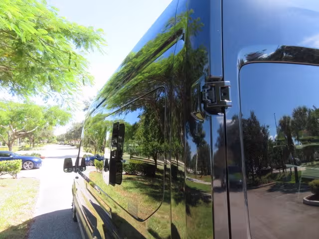 2017 Ford Transit - 1FBVU4XG3HKB20772 - Image #34