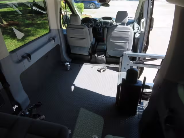 2017 Ford Transit - 1FBVU4XG3HKB20772 - Image #73