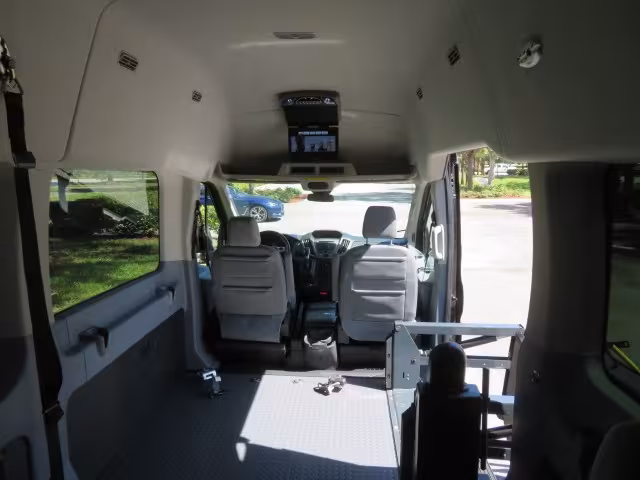 2017 Ford Transit - 1FBVU4XG3HKB20772 - Image #76
