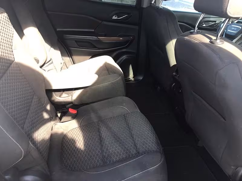 2017 GMC Acadia - 1GKKNLLS2HZ138577 - Image #15