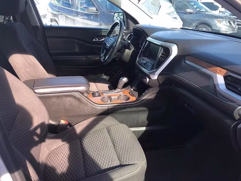 2017 GMC Acadia - 1GKKNLLS2HZ138577 - Image #18