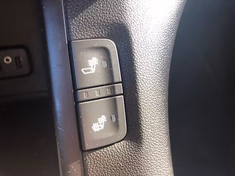 2017 GMC Acadia - 1GKKNLLS2HZ138577 - Image #23