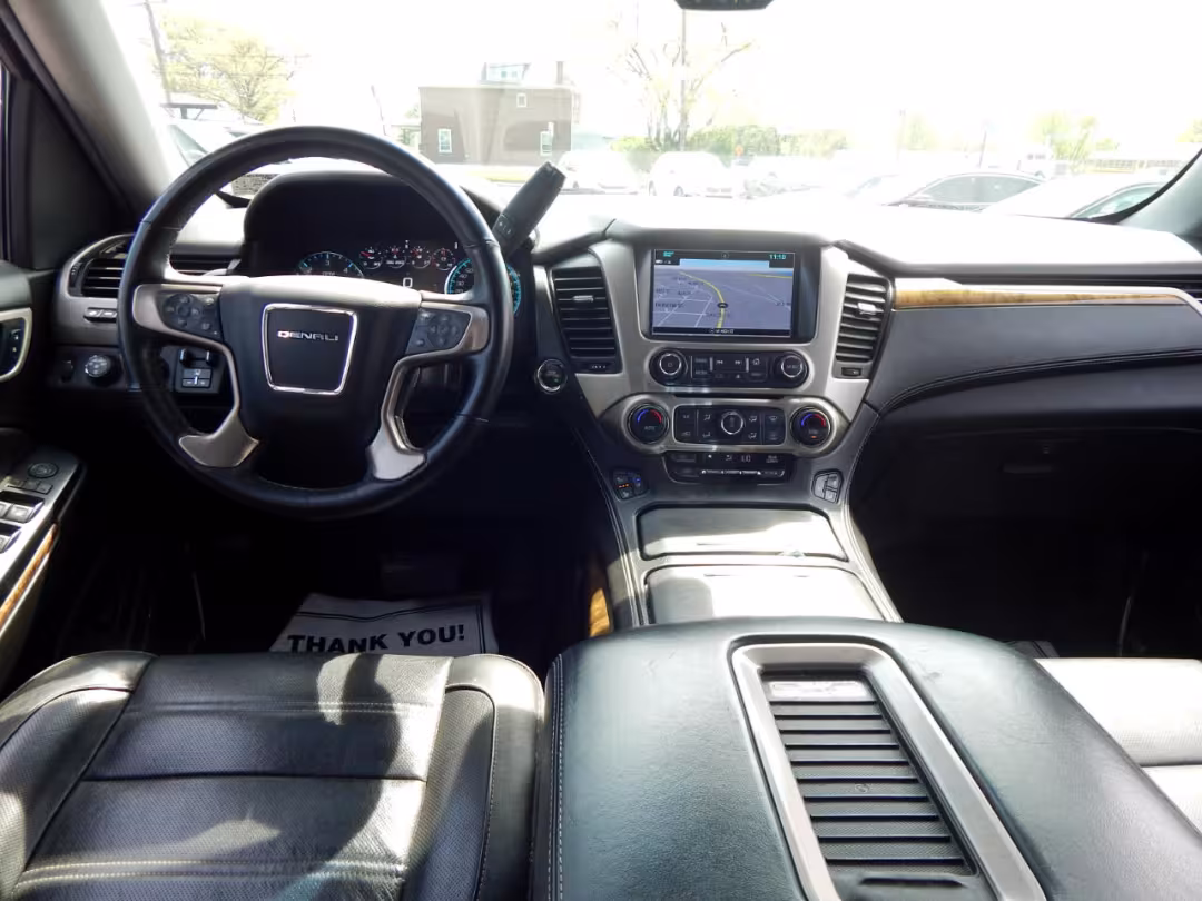 2017 GMC Yukon XL - 1GKS2HKJ6HR380450 - Image #37