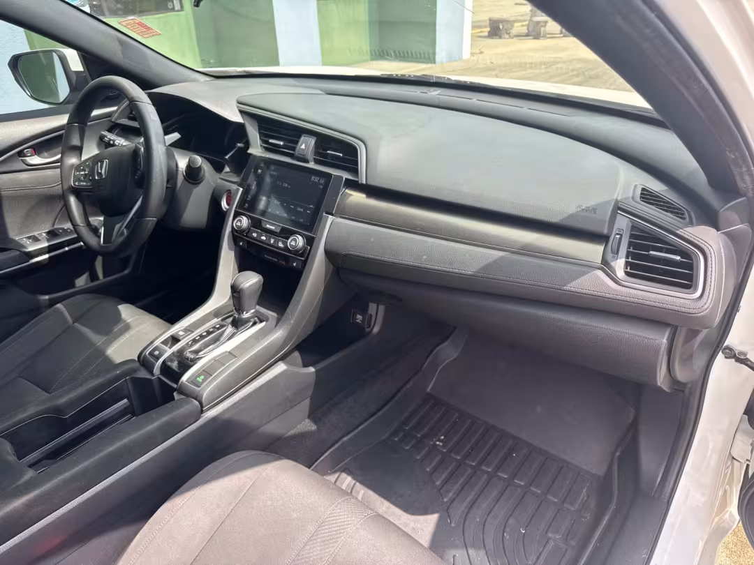 2017 Honda Civic - SHHFK7H50HU217671 - Image #18