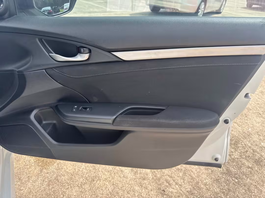 2017 Honda Civic - SHHFK7H50HU217671 - Image #19