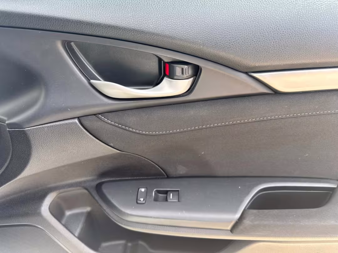2017 Honda Civic - SHHFK7H50HU217671 - Image #20