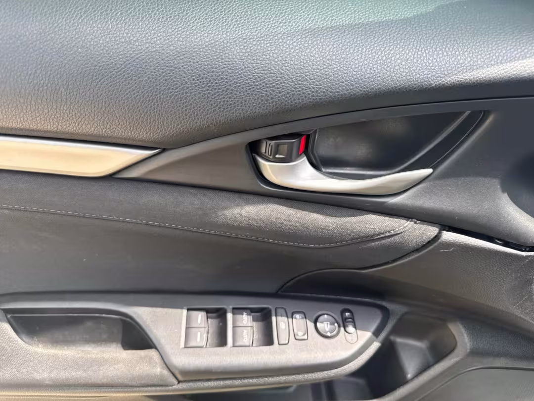 2017 Honda Civic - SHHFK7H50HU217671 - Image #26