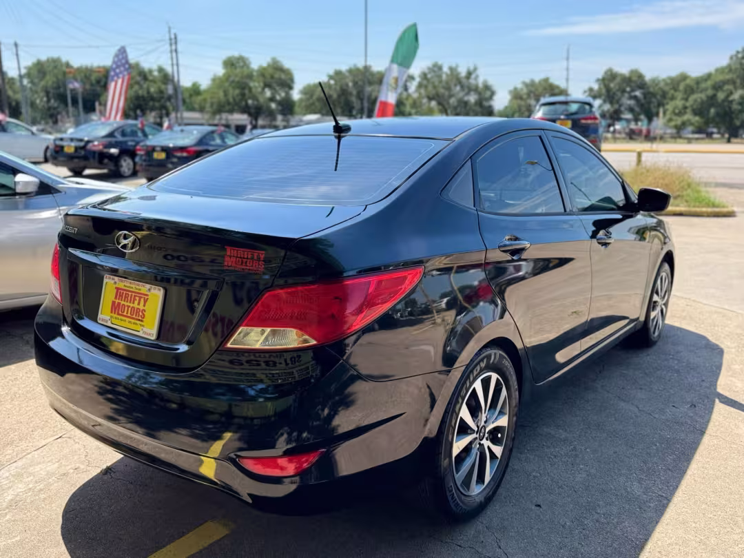 2017 Hyundai Accent - KMHCT4AE2HU356553 - Image #5